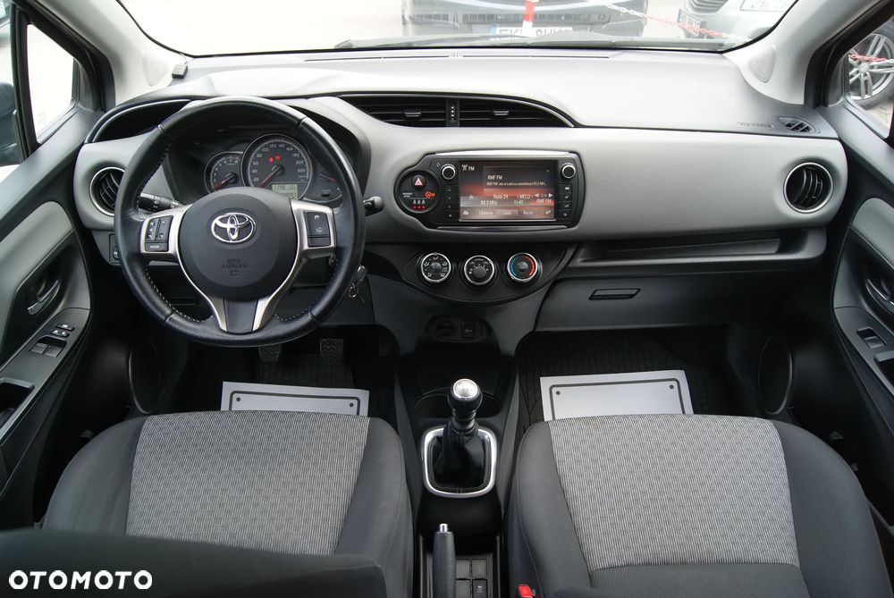 Toyota Yaris 1.33 Premium EU6 - 13