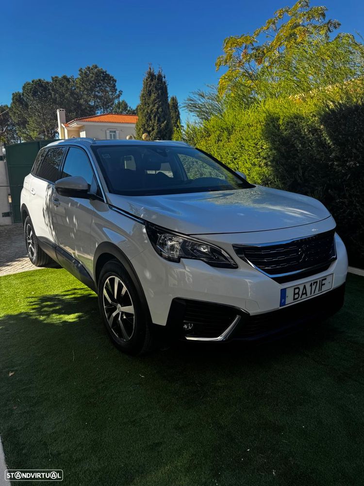 Peugeot 5008 2020 photo 2