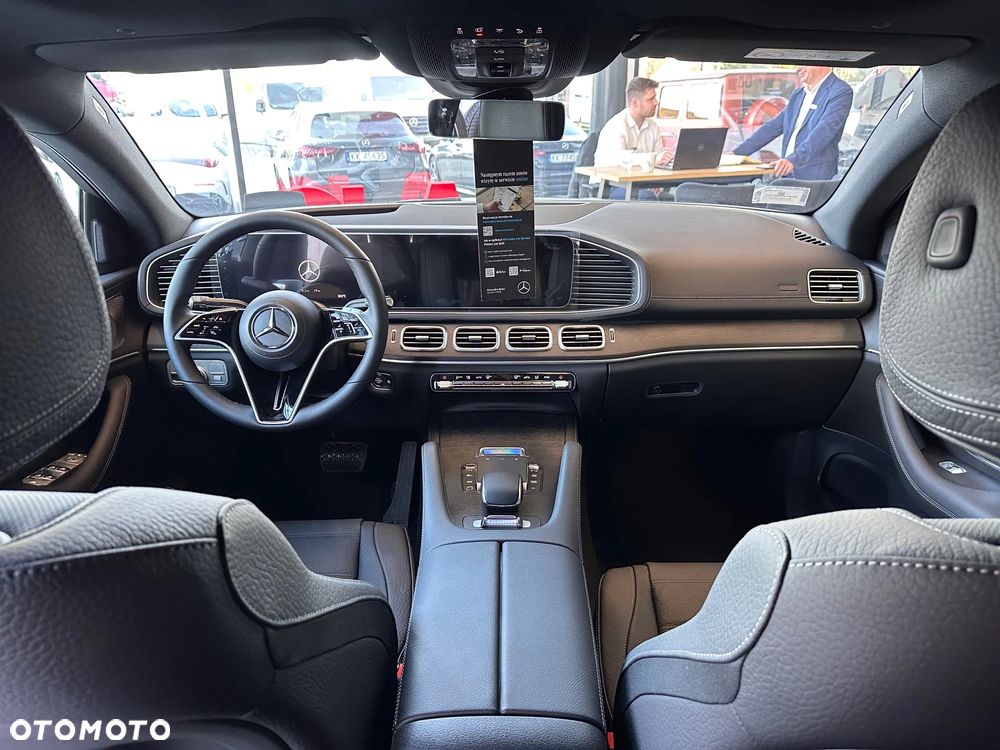 Mercedes-Benz GLE - 11