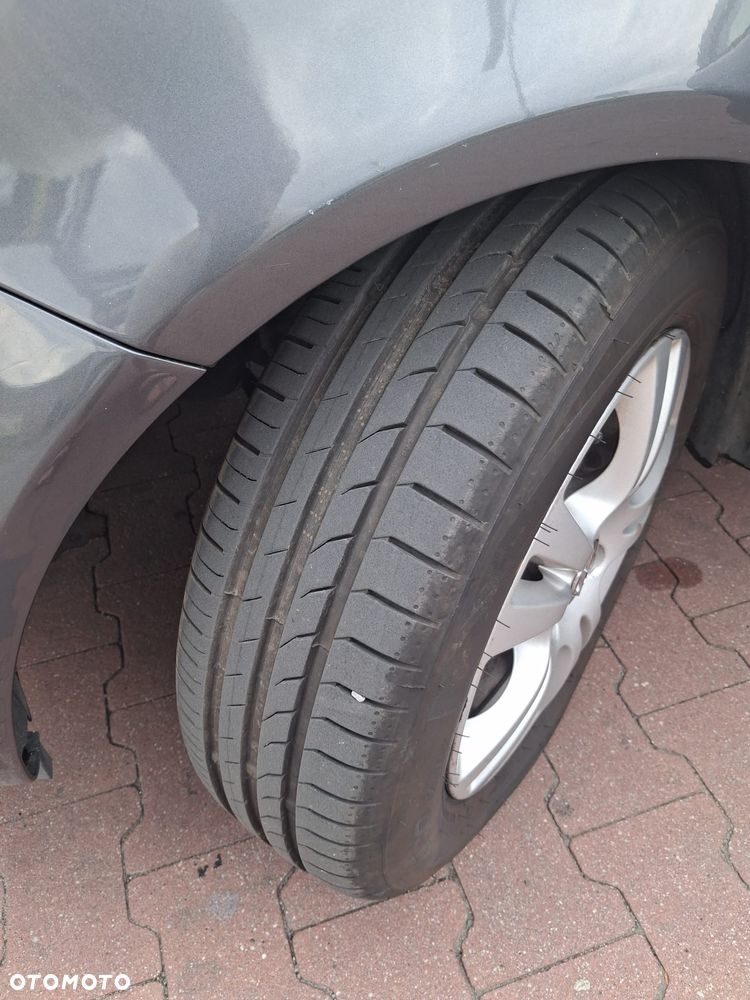 Opel Corsa 1.4 16V Energy - 8