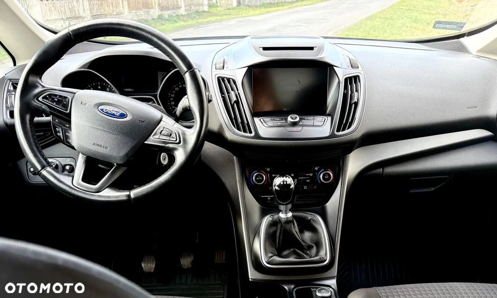 Ford Grand C-MAX - 3