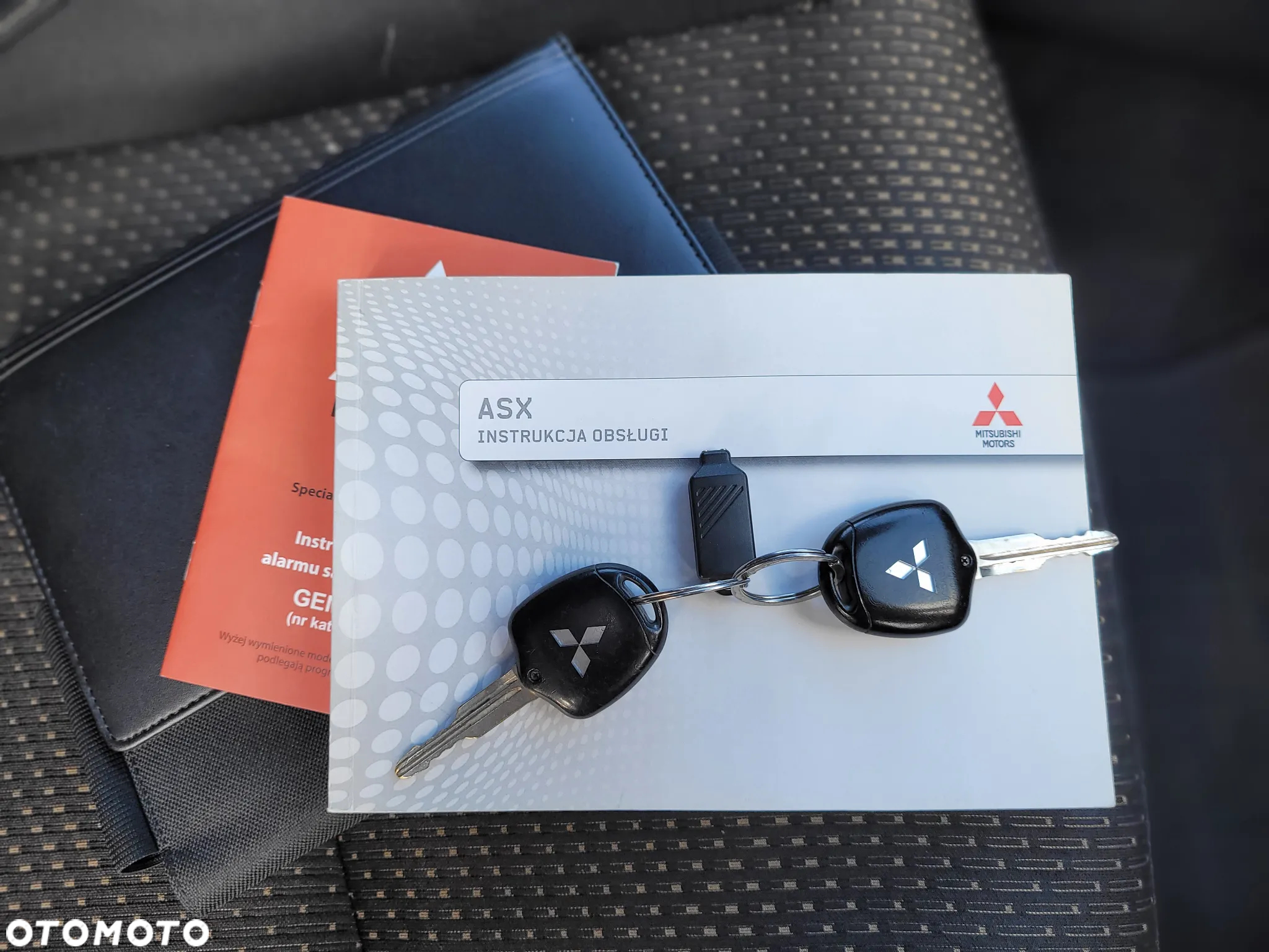 Mitsubishi ASX 1.8 DID Invite 4WD AS&G - 26