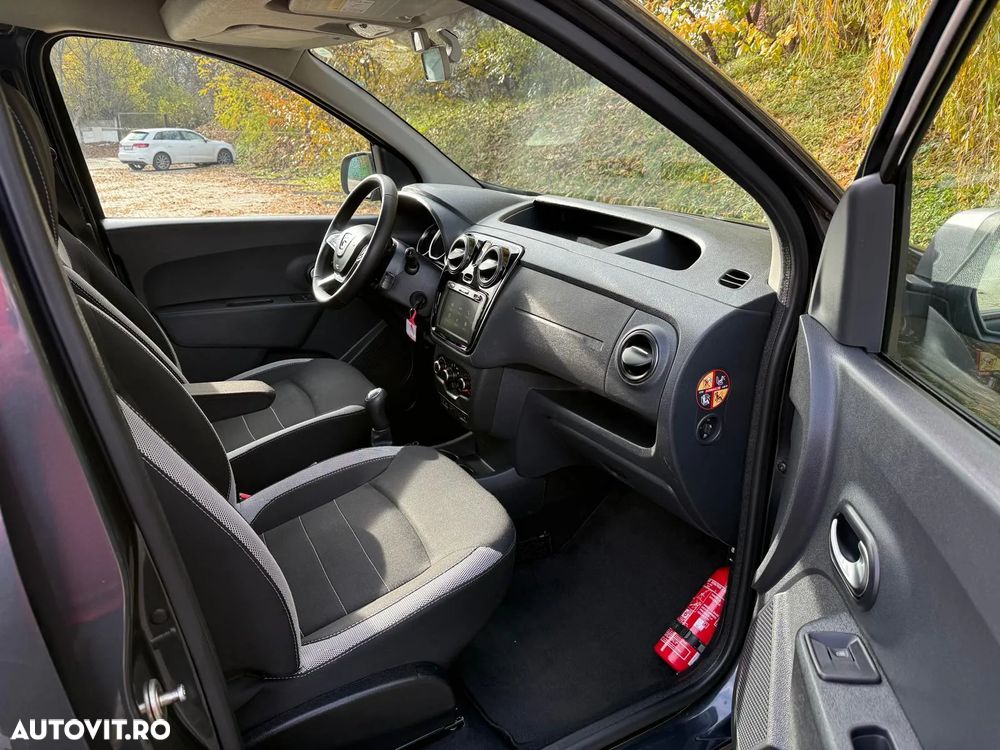 Dacia Dokker SCe 100 Stepway Celebration - 19