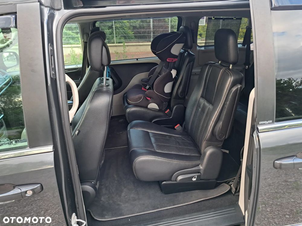 Chrysler Town & Country 3.6 Touring - 7