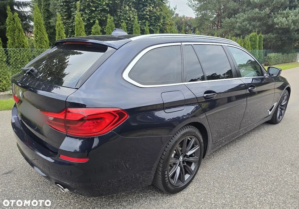 BMW Seria 5 518d mHEV Luxury Line sport - 35