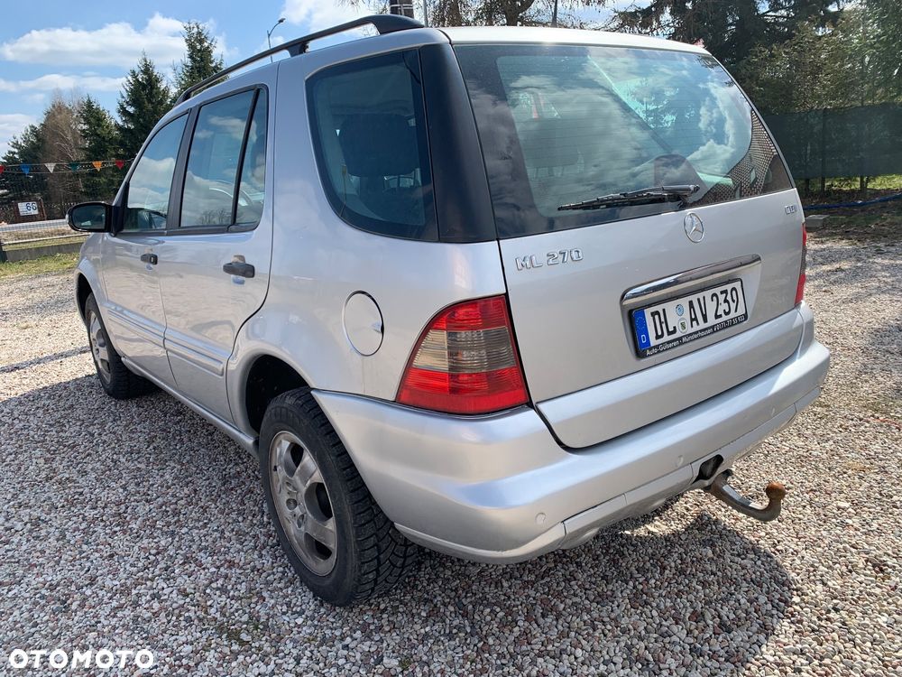 Mercedes-Benz ML - 9