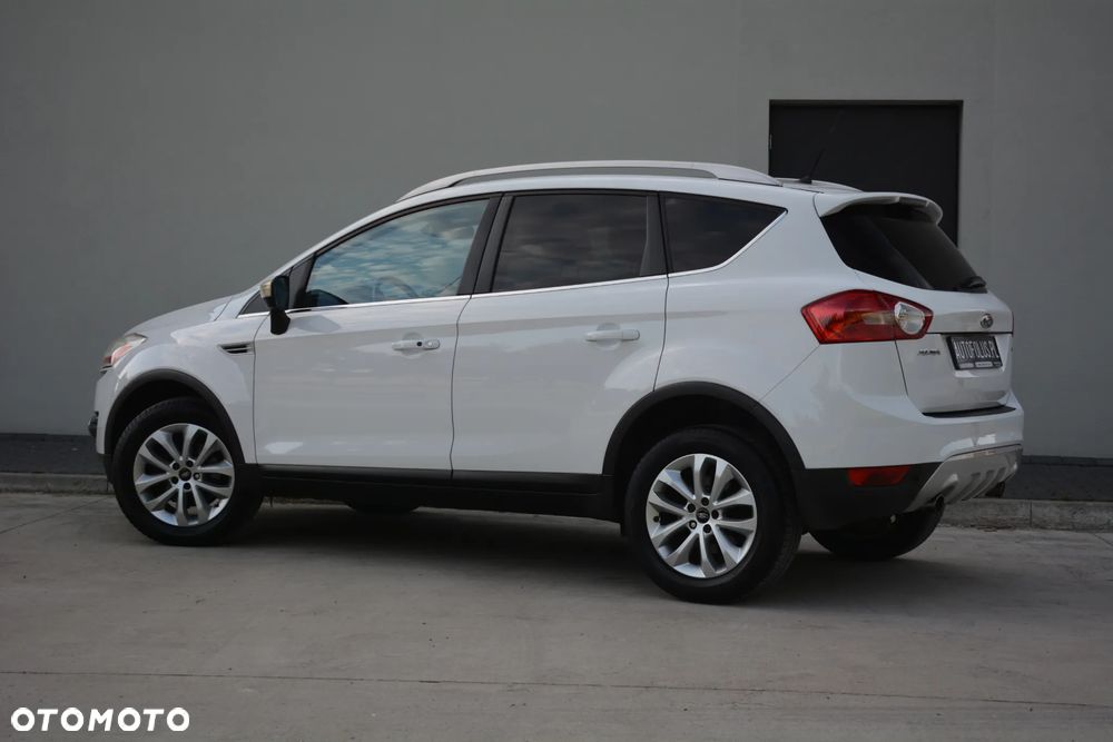 Ford Kuga - 12