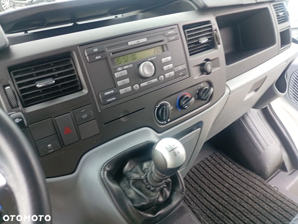 Ford Transit - 36