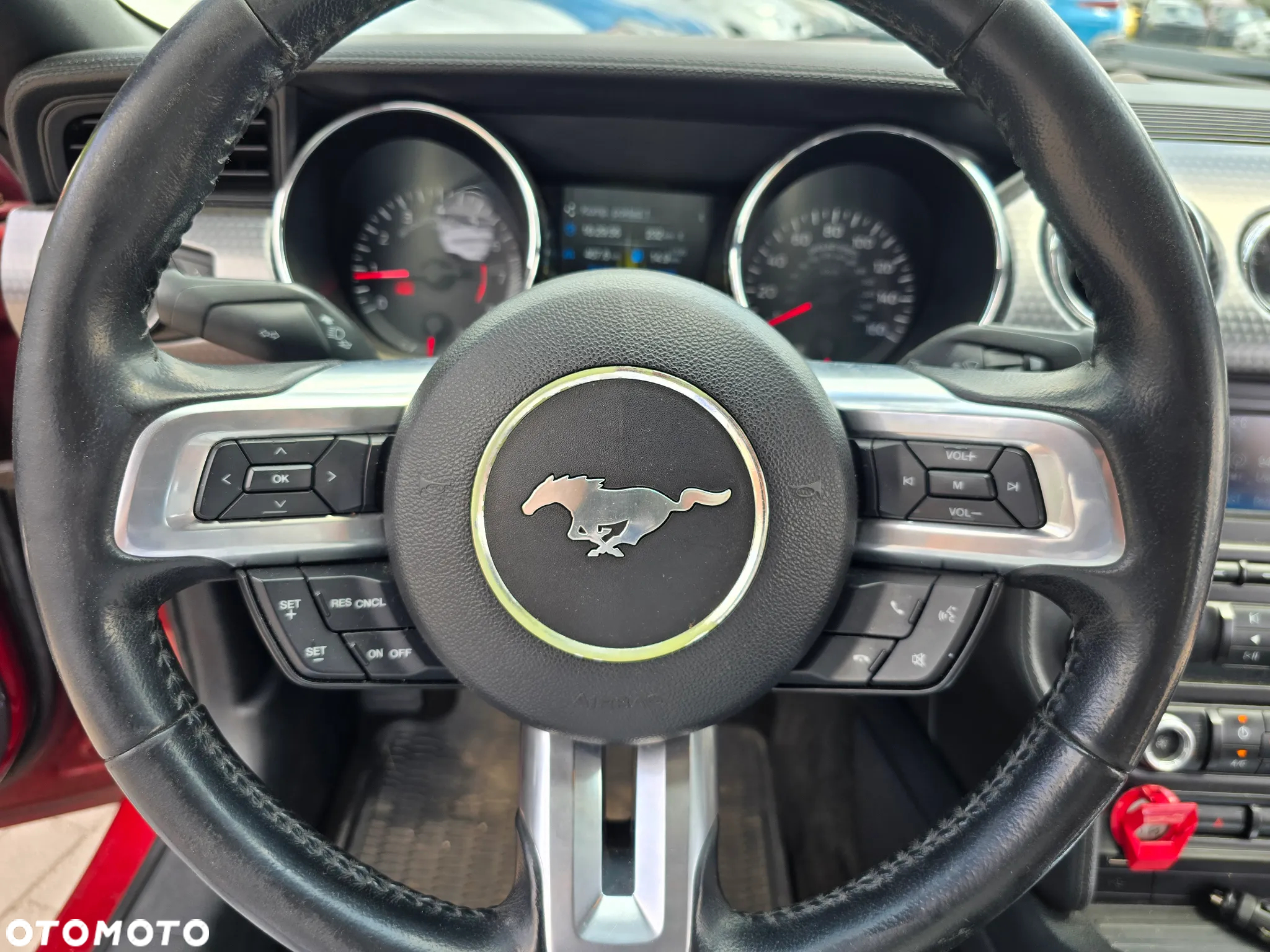 Ford Mustang - 23