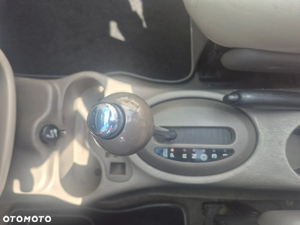 Chrysler PT Cruiser - 26