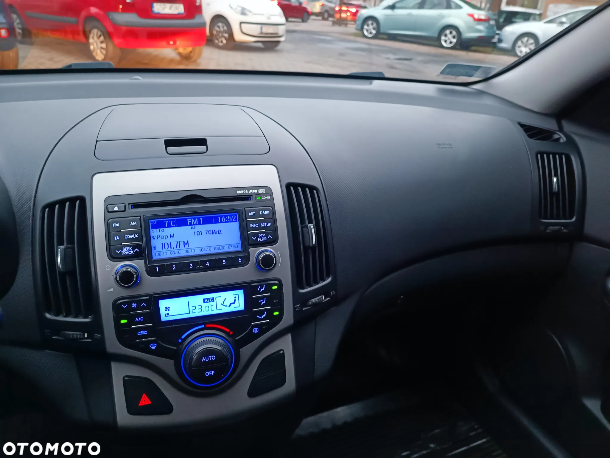 Hyundai i30 1.6 CRDi Comfort - 16