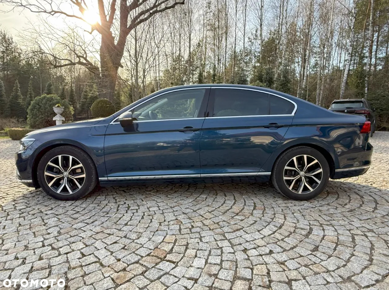 Volkswagen Passat 2.0 TDI Elegance DSG - 6