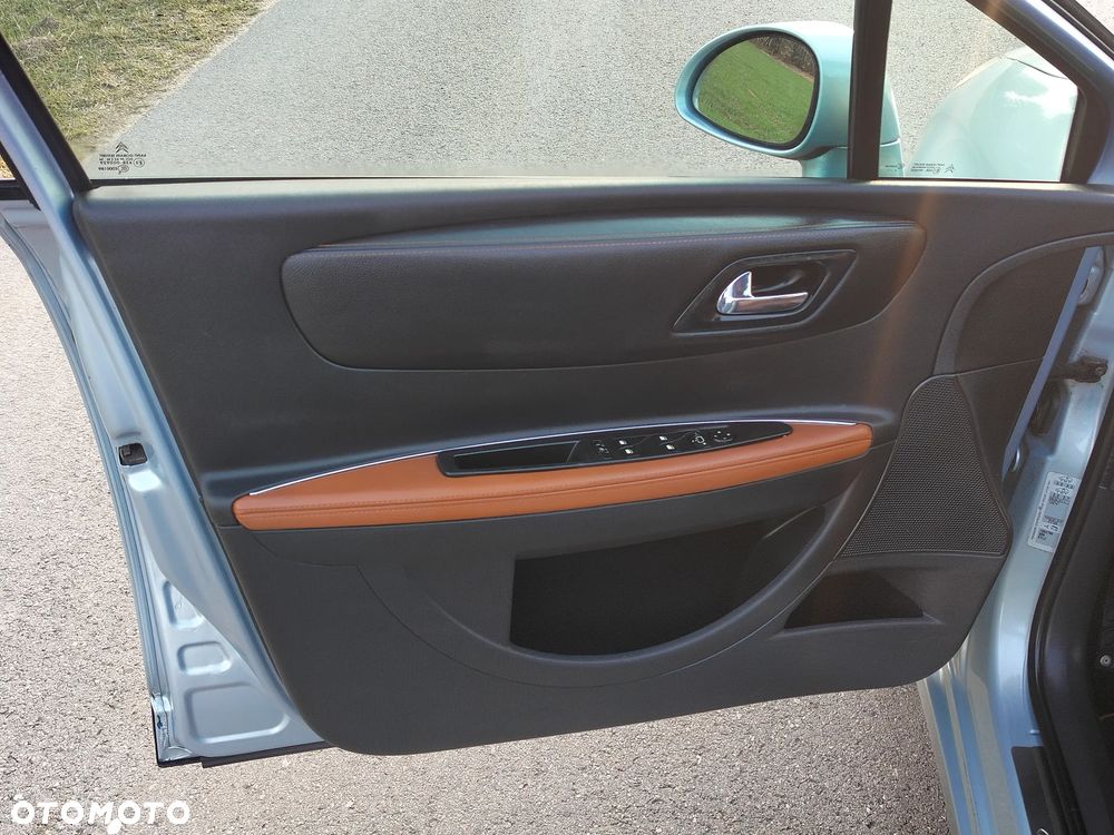 Citroën C4 1.6 16V Exclusive - 16