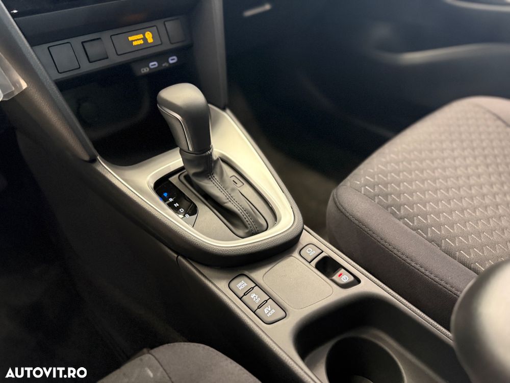 Toyota Yaris Cross 1.5 VVT-i HSD 4x2 Active - 18