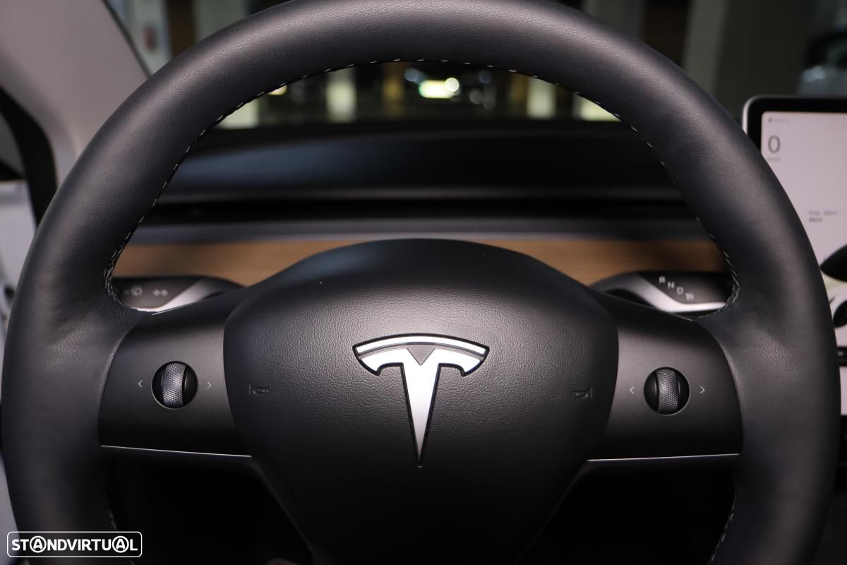 Tesla Model 3 Long Range AWD Dual Motor - 26