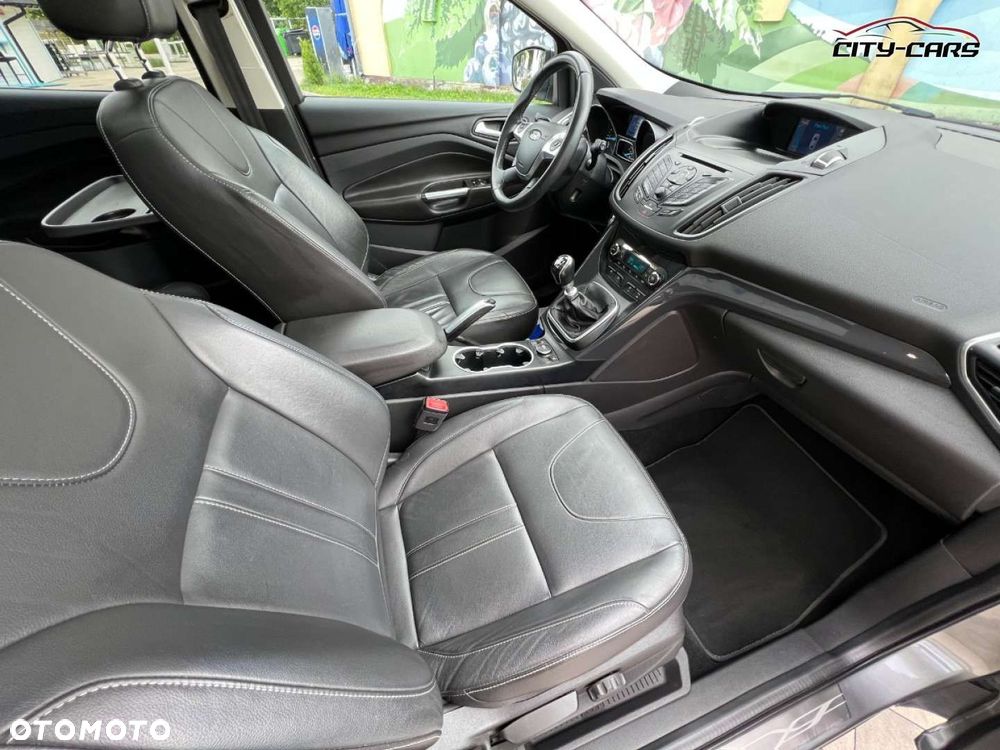 Ford Kuga - 22