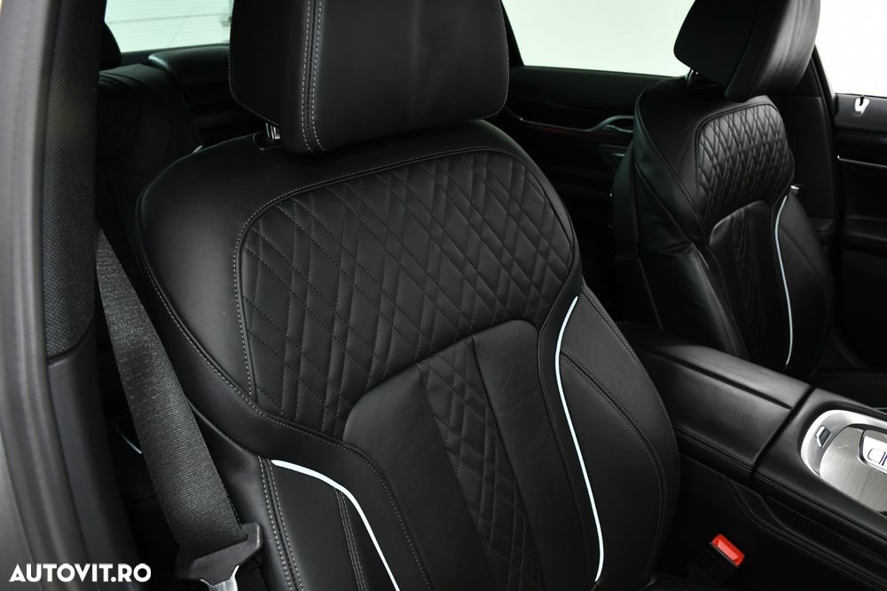 BMW Seria 7 730d xDrive MHEV - 7
