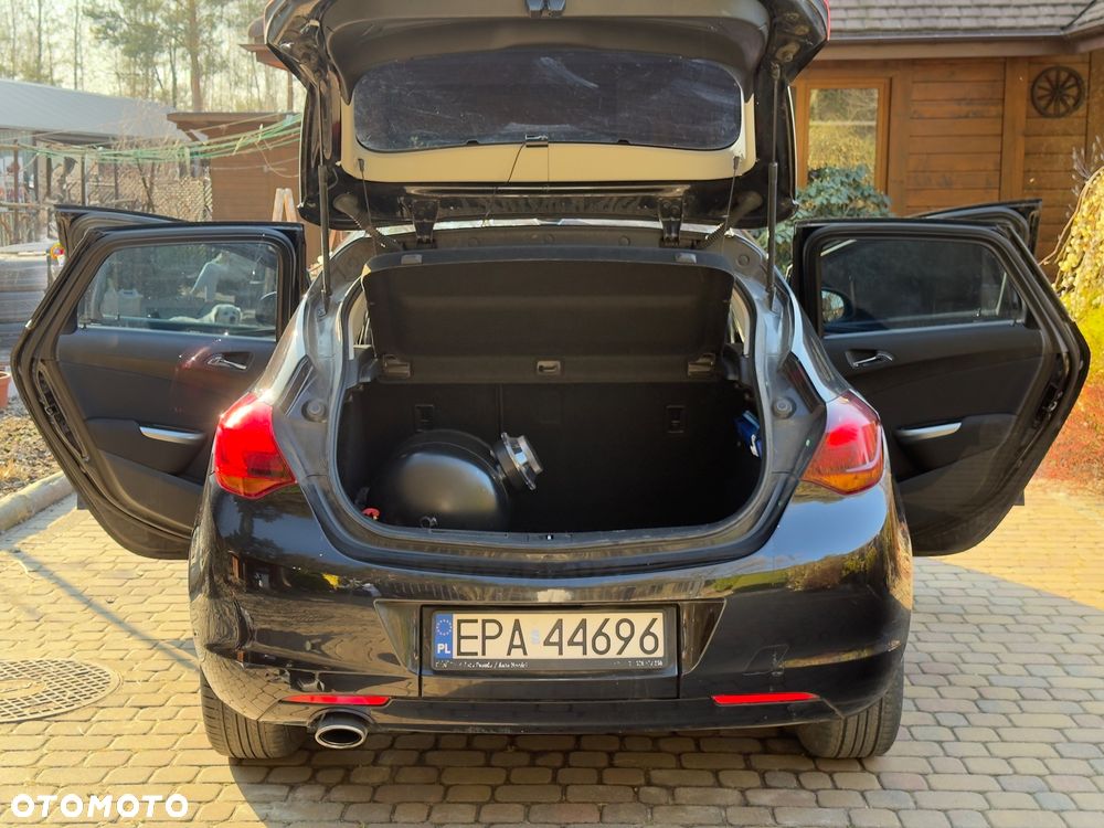 Opel Astra 1.4 Turbo - 15