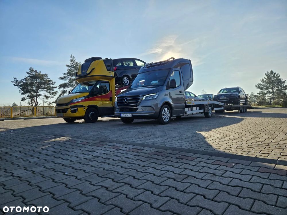 Mercedes-Benz SPRINTER 319 - 1