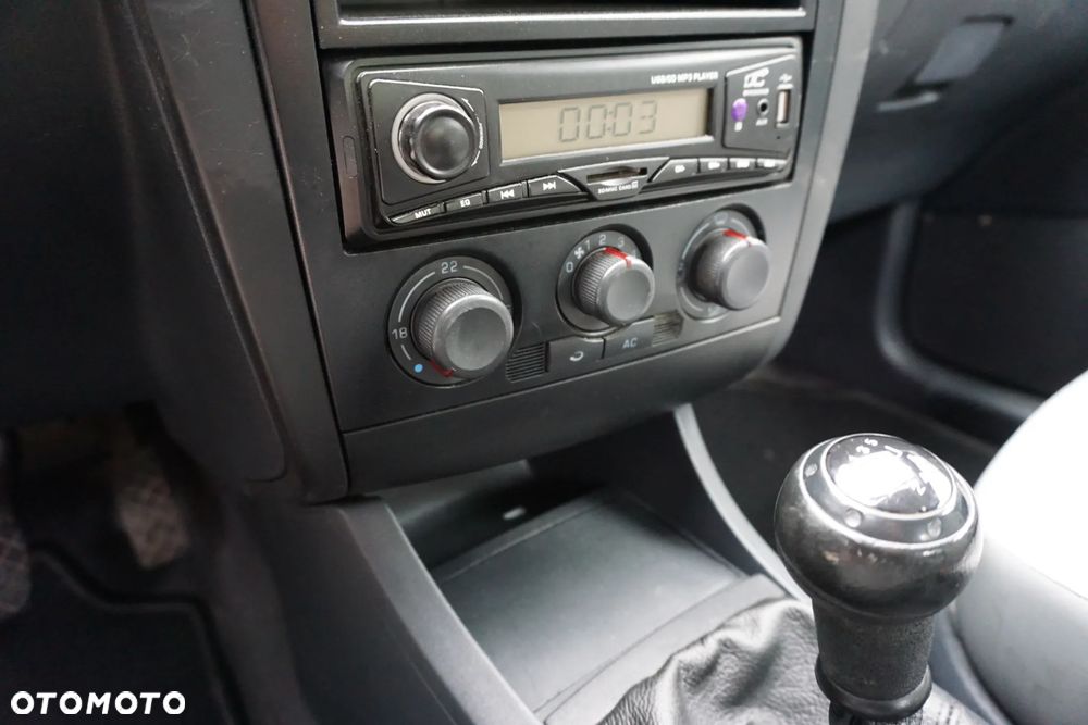 Seat Ibiza 1.2 12V Signo - 14