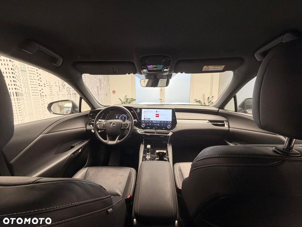 Lexus RX - 9