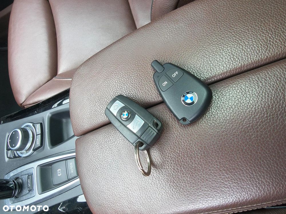 BMW X6 xDrive50i M Sport - 19