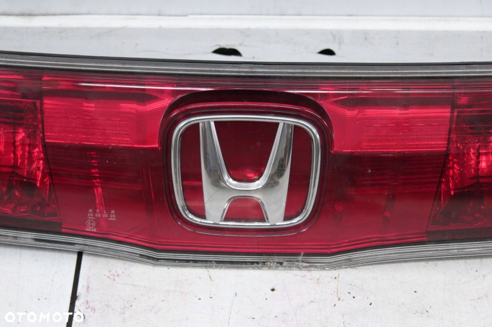 HONDA CIVIC VIII 06R- BLENDA LAMPA LISTWA KLAPY BAGAŻNIKA TYŁ TYLNA - 3