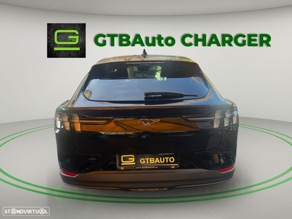 Ford Mustang Mach-E 75.7 kWh Premium AWD - 42
