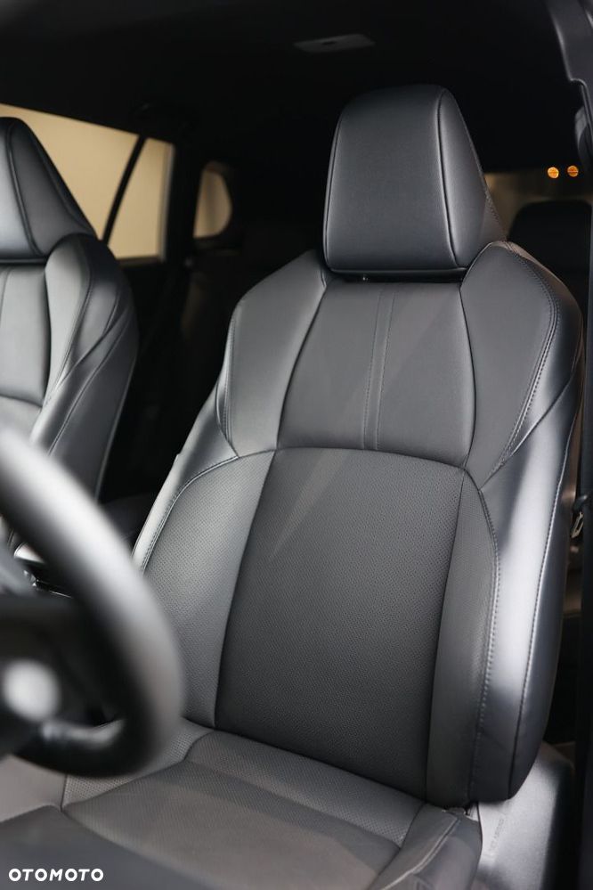 Toyota Corolla Cross - 9
