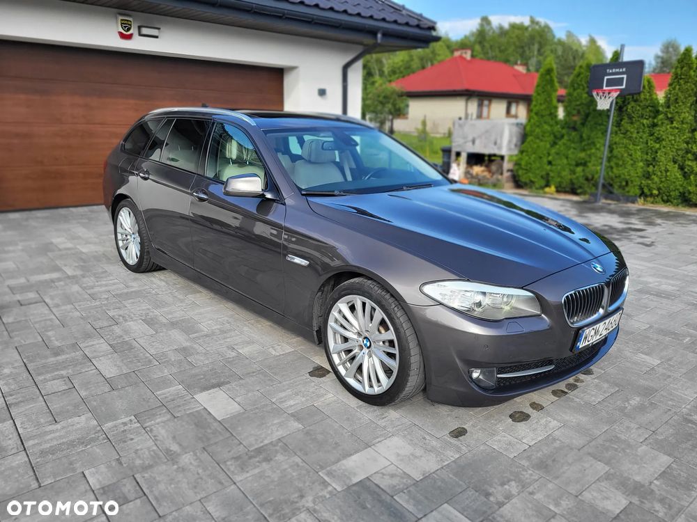 BMW Seria 5 530d Touring - 2