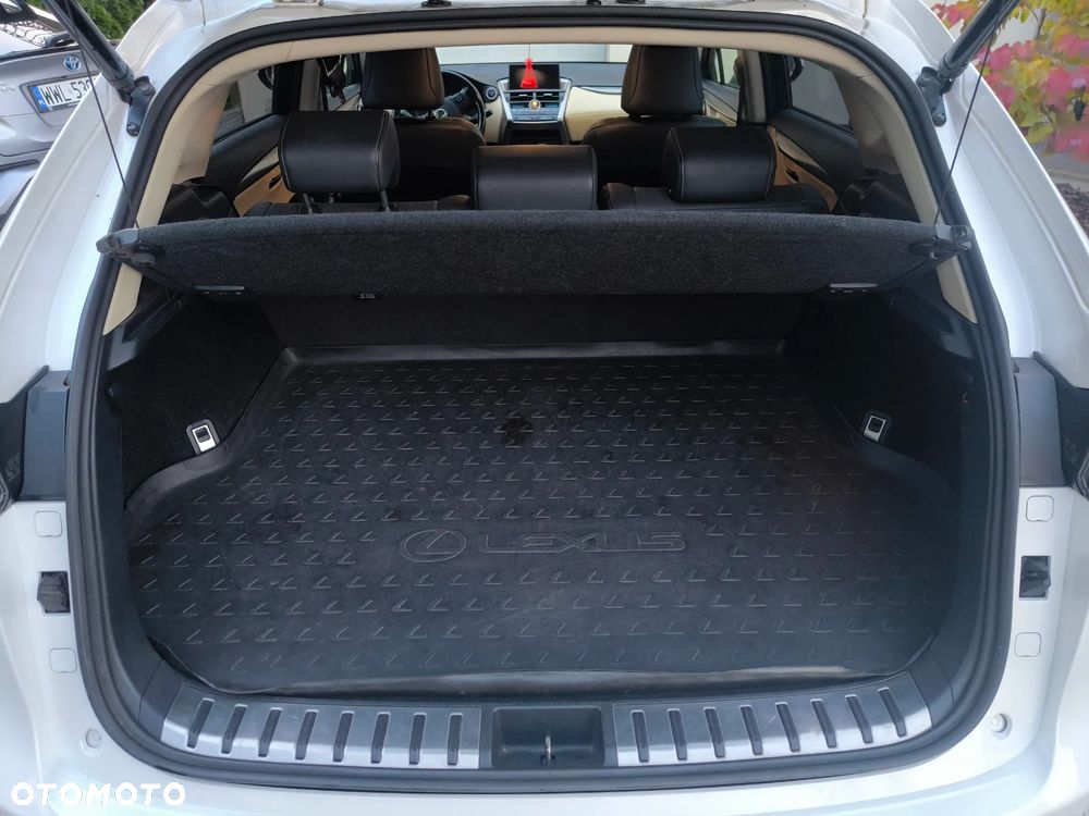Lexus NX - 8