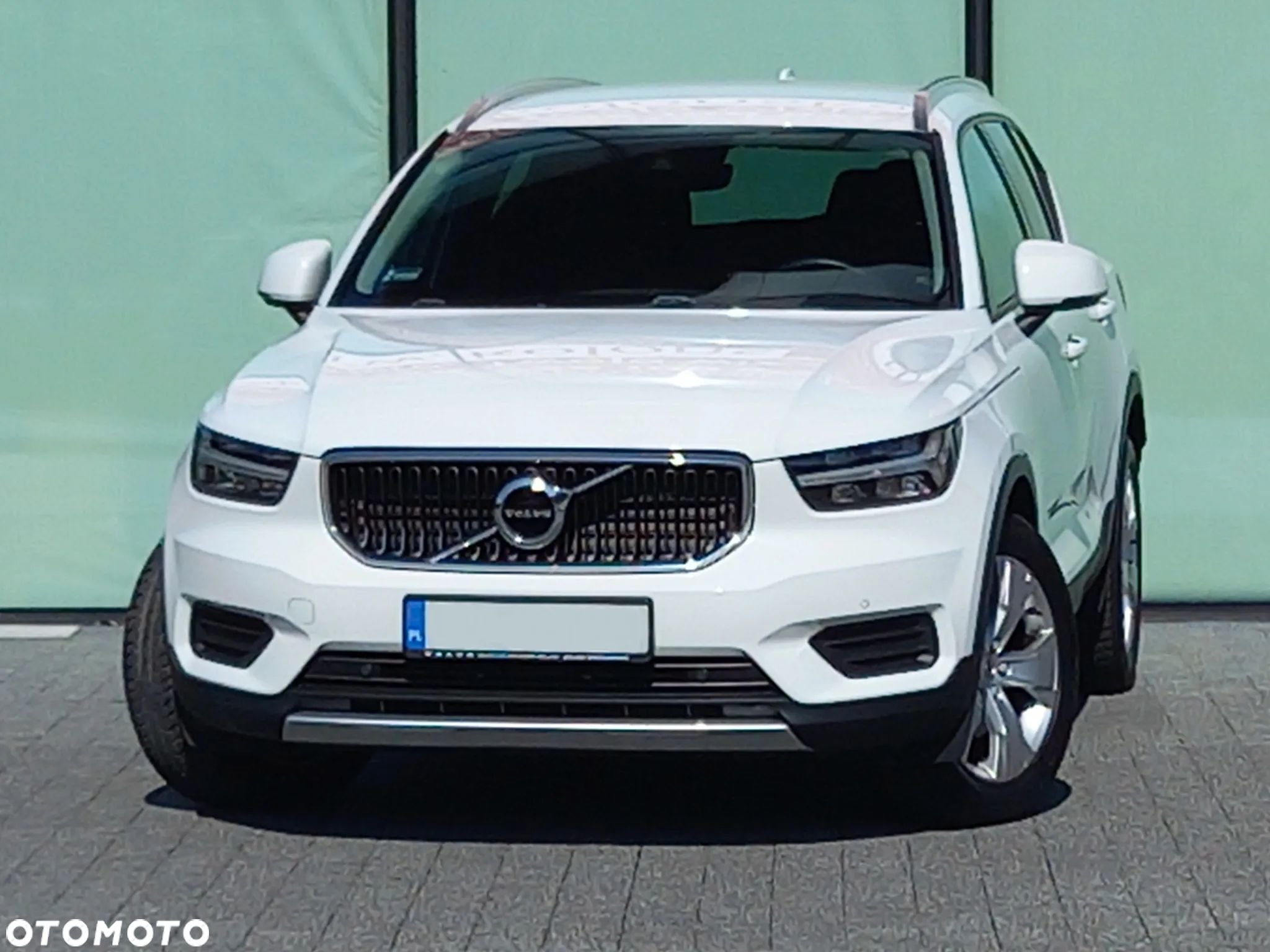 Volvo XC 40 T3 Momentum - 1