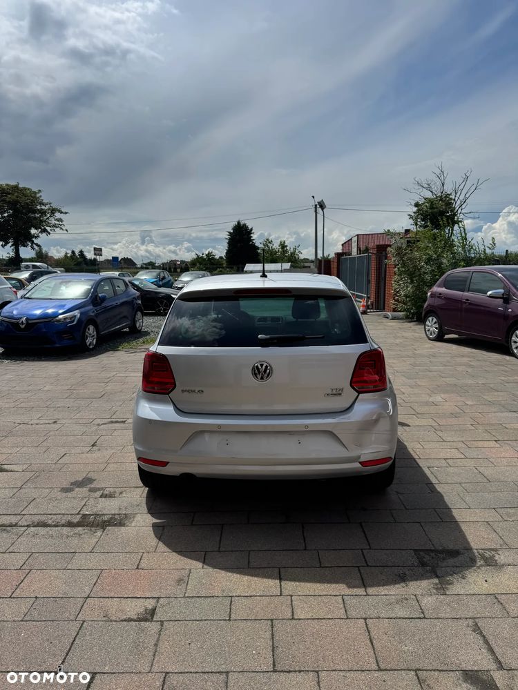 Volkswagen Polo 1.4 TDI (Blue Motion Technology) Comfortline - 3