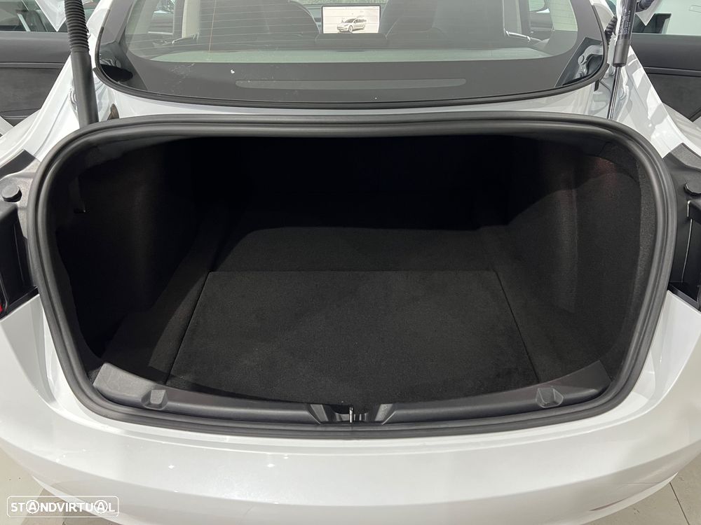 Tesla Model 3 Long Range Tração Traseira - 12