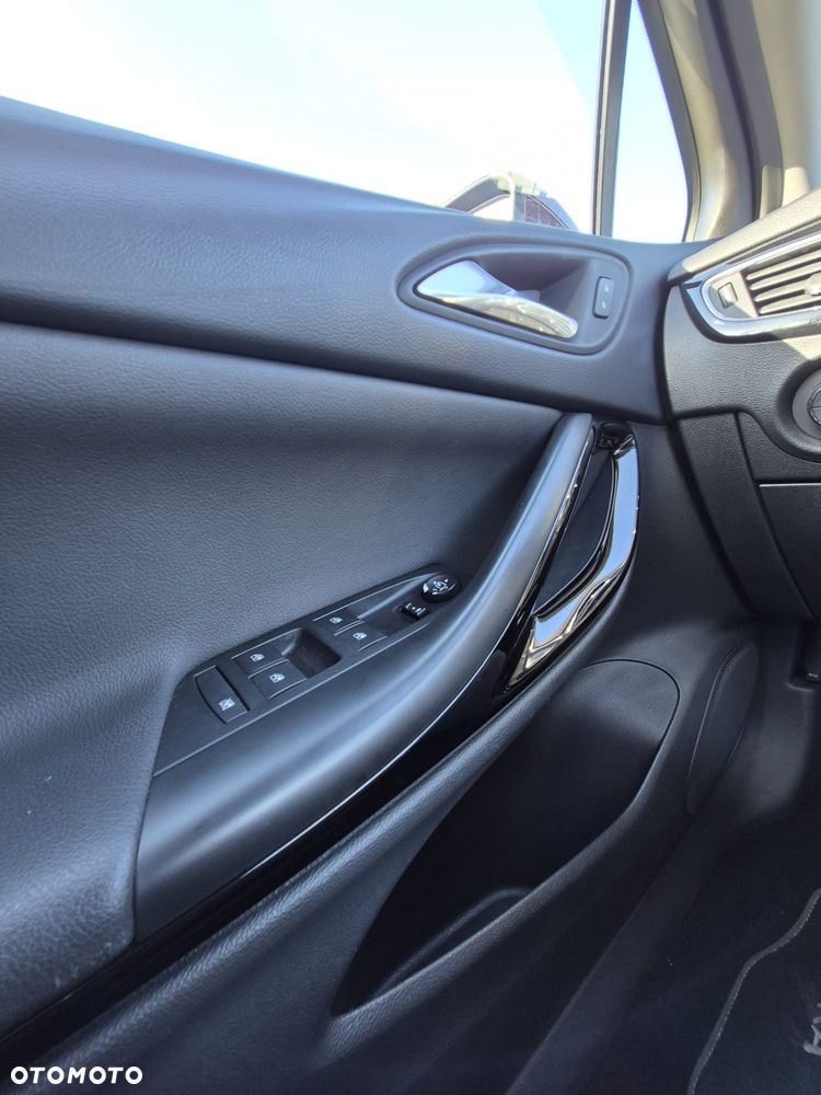 Opel Astra 1.6 D (CDTI) Start/Stop Business - 36