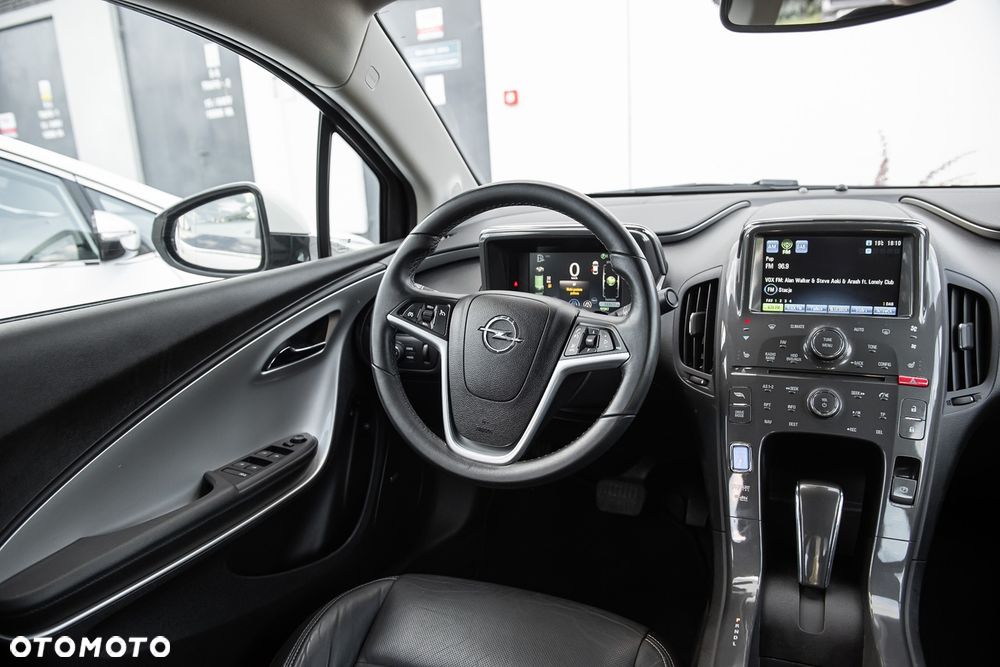 Opel Ampera - 27