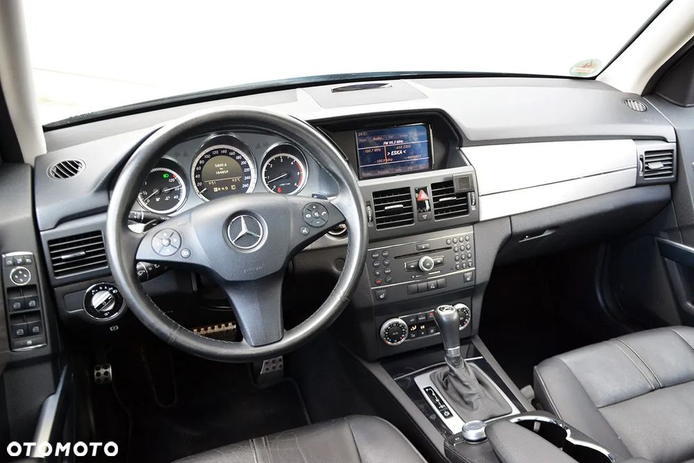 Mercedes-Benz GLK 350 CDI DPF 4Matic 7G-TRONIC SPORT EDITION - 16