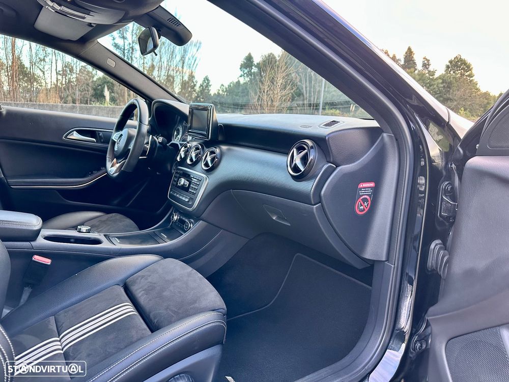 Mercedes-Benz A 180 CDI 7G-DCT AMG Line - 34