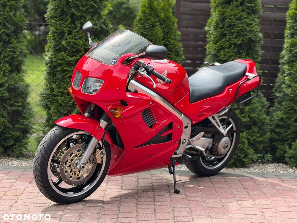 Honda VFR - 5