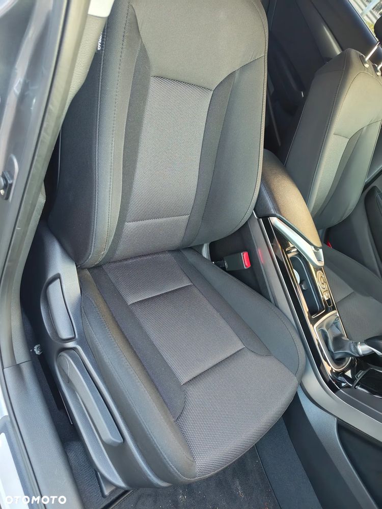 Hyundai i40 1.6 GDI Comfort + - 23