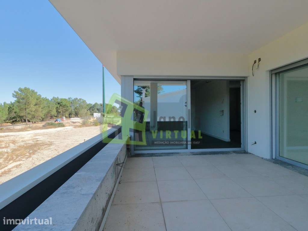 Moradia Isolada T3 de Luxo em Marisol - Elegância, Conforto e Exclu... - Grande imagem: 4/43