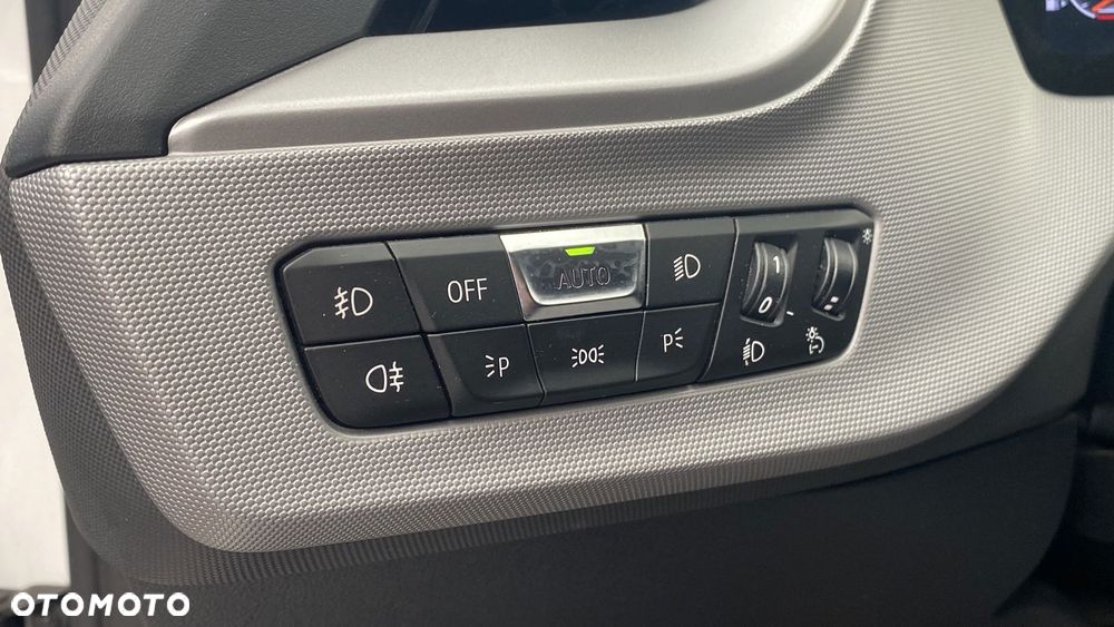 BMW Seria 1 118i Advantage - 22