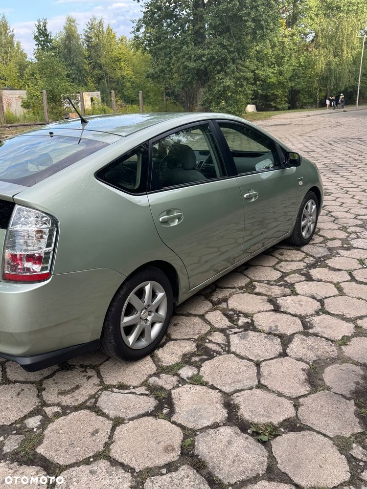 Toyota Prius 1.5 VVT-i Prestige - 5