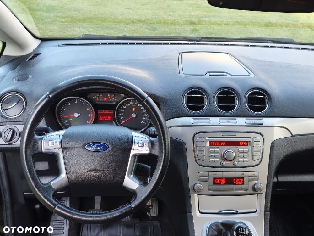 Ford S-Max - 7