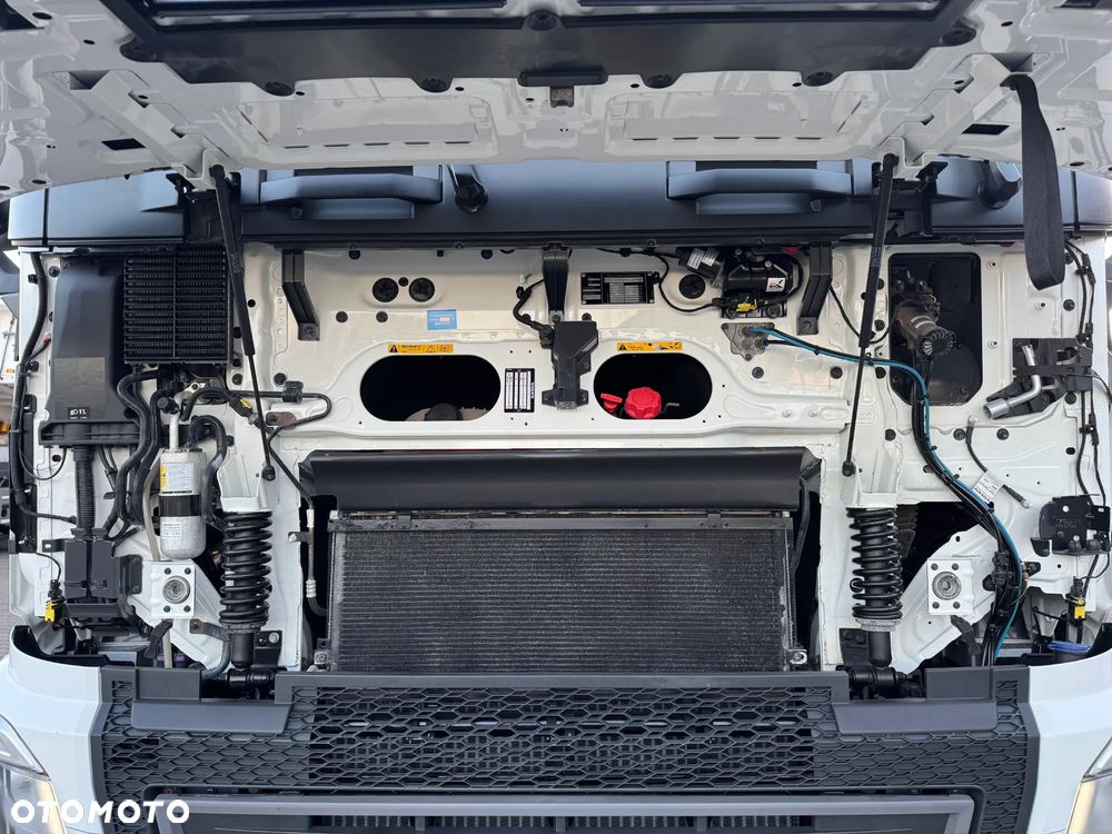 Volvo FH500 4x2, HYDRAULIKA DWUOBWODOWA, 2018 r , SUPER STAN z Niemiec - 25