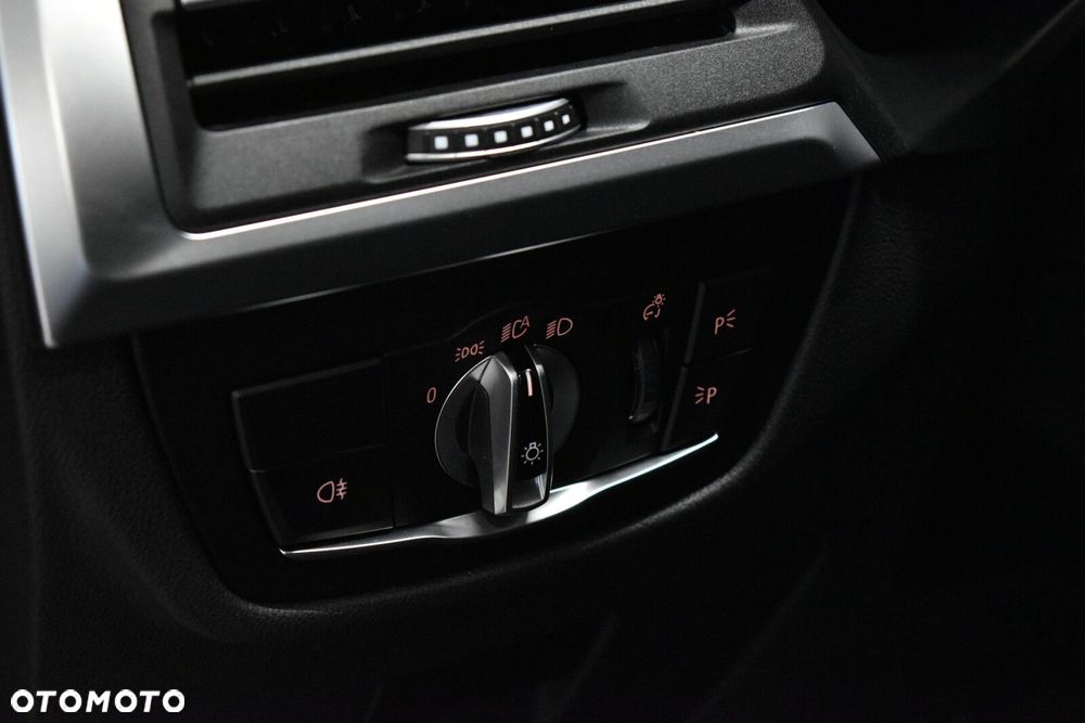 BMW X4 xM40d mHEV - 12