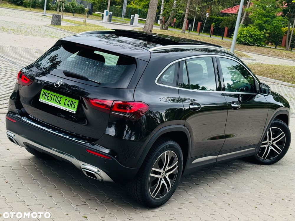 Mercedes-Benz GLA 200 d 8G-DCT Progressive - 13