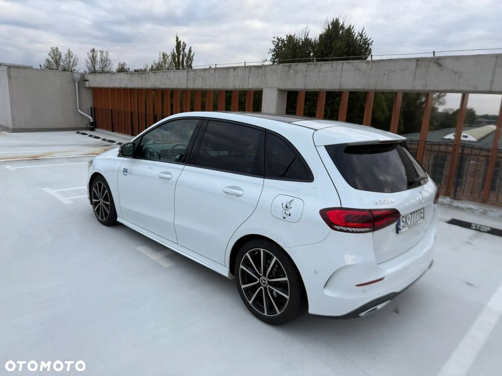 Mercedes-Benz Klasa B 200 d AMG Line 8G-DCT - 1