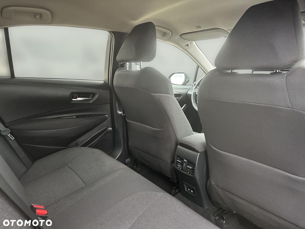 Toyota Corolla 1.8 Hybrid Style - 17