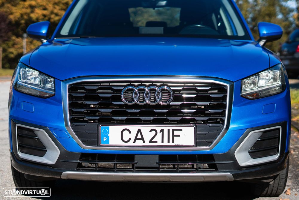 Audi Q2 1.6 TDI Design - 6